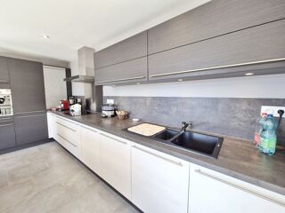  Maison � vendre 6 pi�ces 200 m�