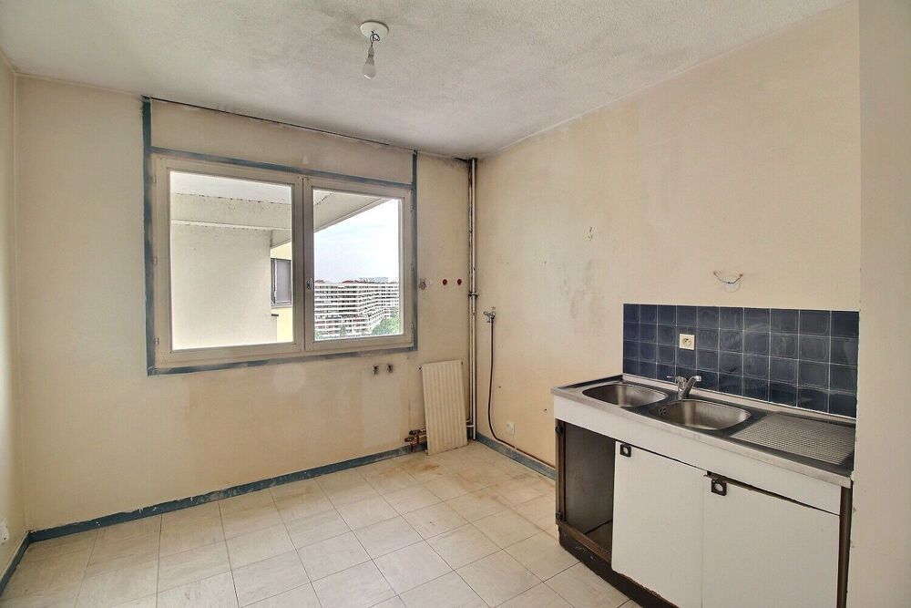 Appartement 4 pièces 85 m2 avec parking couvert