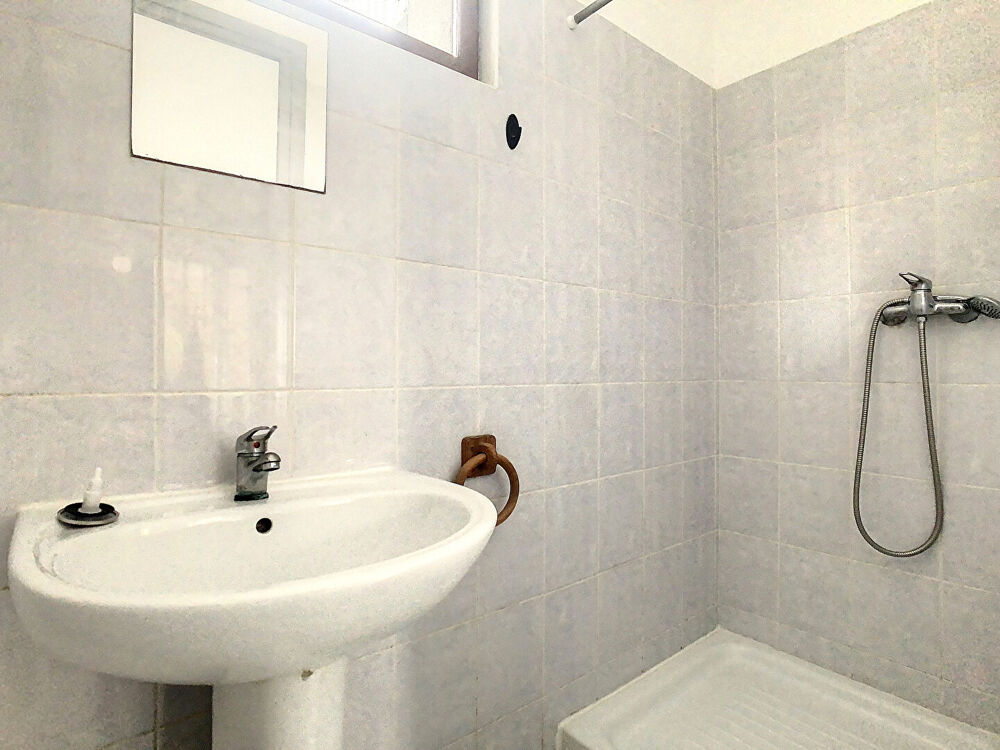 Location Appartement A LOUER - Appartement MONTELIMAR 2 pièces 49.86 m2 Montelimar