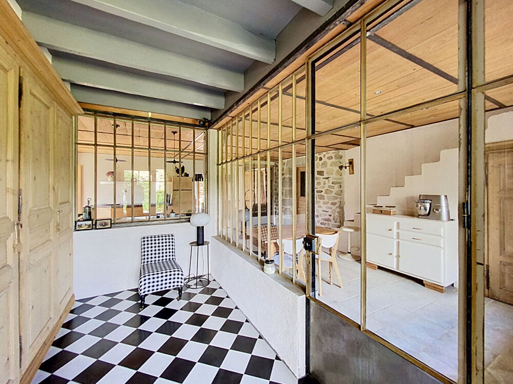 Vente Maison EXCLUSIVITE ! SAINT MAURICE DE LIGNON  magnifique propriété  rénovée avec matériaux de qualité sur 2500m2 de terrain Saint maurice de lignon