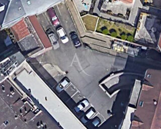  Parking / Garage � vendre 12 pi�ces 