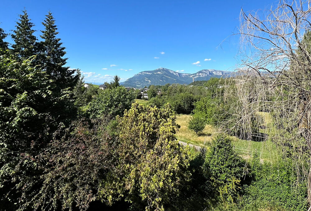 Maison 11 pièces 250 m² à Montagnole