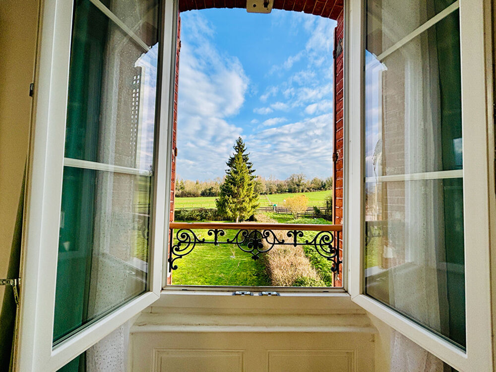 Vente Maison Maison de caractère du XVIIIe siècle 200 m²  sur 2 hectares Proche Caen Argences