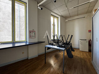  Immeuble � vendre 4 pi�ces 240 m�