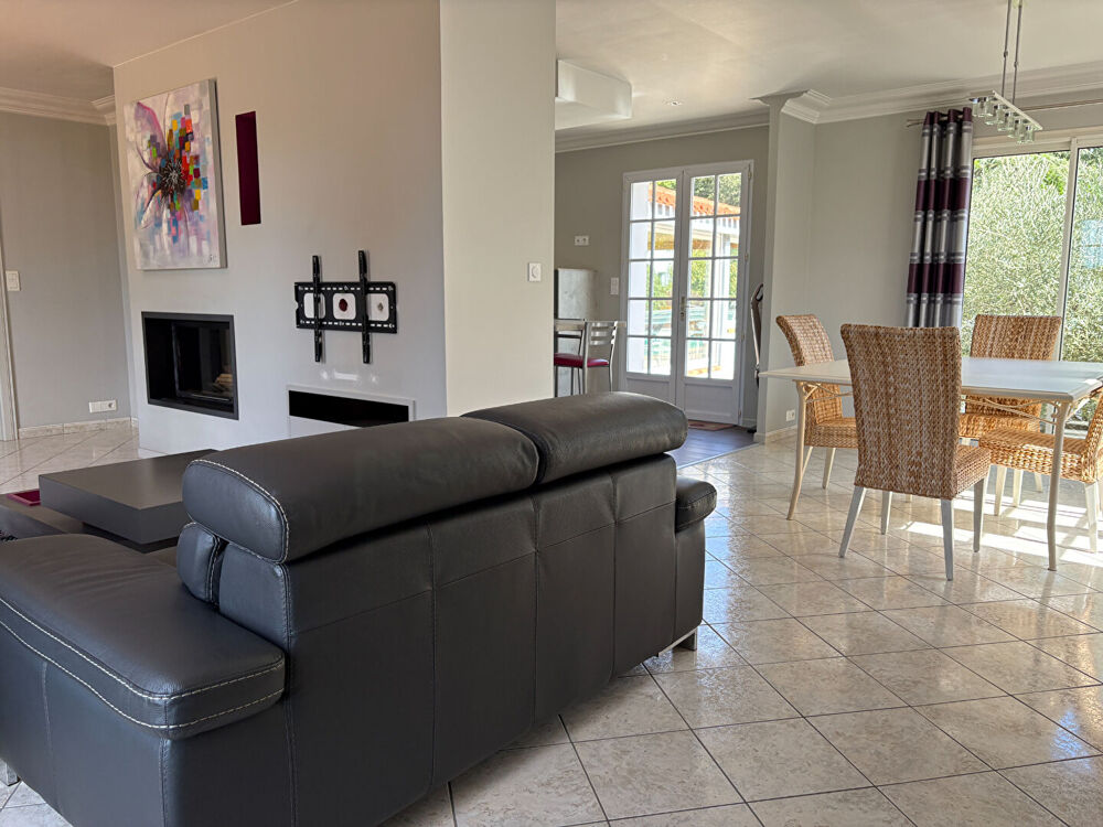 Vente Maison Maison Saint Hilaire De Riez 3 chambres, garages, piscine Saint hilaire de riez