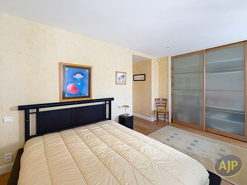 Vente Maison Maison Challans 205 m² avec piscine Challans
