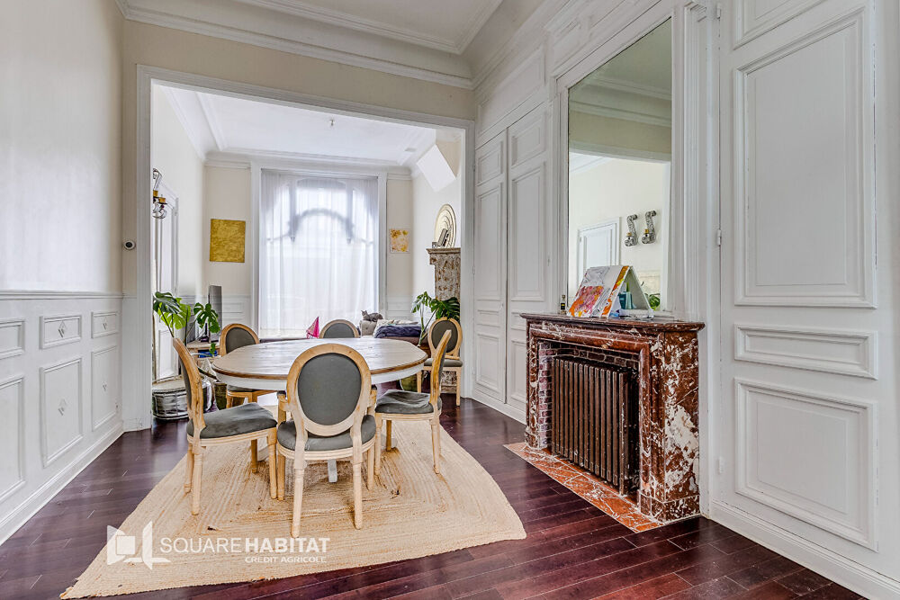 EXCLUSIVITÉ! MAISON DE MAÎTRE SEMI-MITOYENNE À ROUBAIX ! 214 m² ! 5 Chambres, salle de jeux, jardin, dépendance 60m², places de