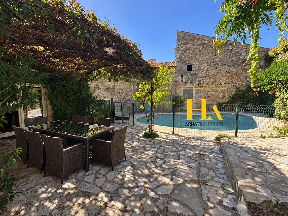 Maison de caractère de 433 m² avec gîte - Saint-Marcel-d'Ardèche