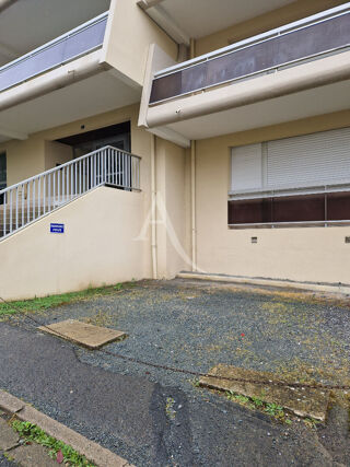  Parking / Garage � louer 12 m�
