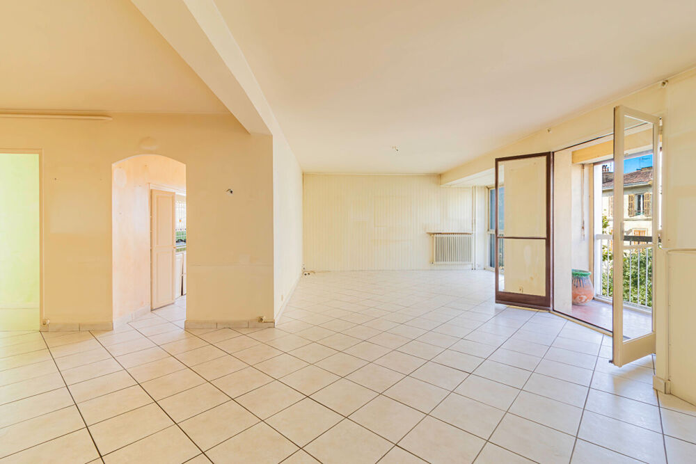 Vente Appartement Appartement Marseille 13005  3 pièce(s) 90 m2 Marseille 5