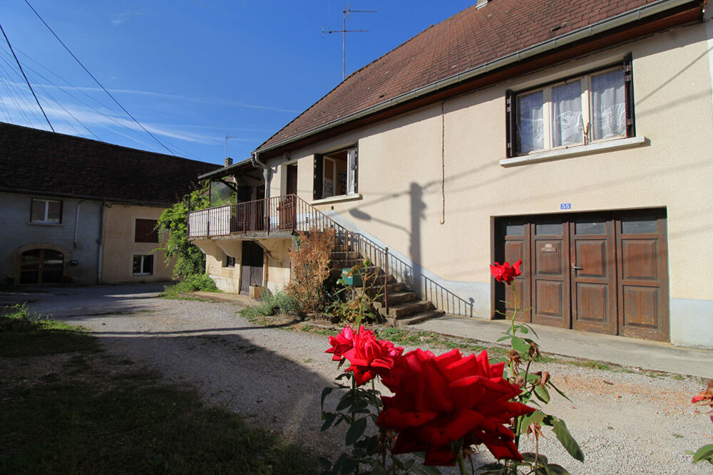 Vente Maison Maison vigneronne de 129.95m² habitable Cesancey