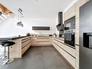  Maison � vendre 8 pi�ces 225 m�