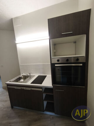  Appartement à louer 2 pièces 40 m²