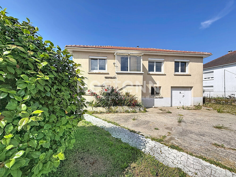 Maison rénovée à vendre à Verneuil sur Vienne - 5 pièces 3 chambres avec grand terrain !