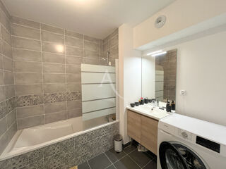  Appartement à louer 3 pièces 55 m²