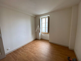  Maison à louer 4 pièces 77 m²
