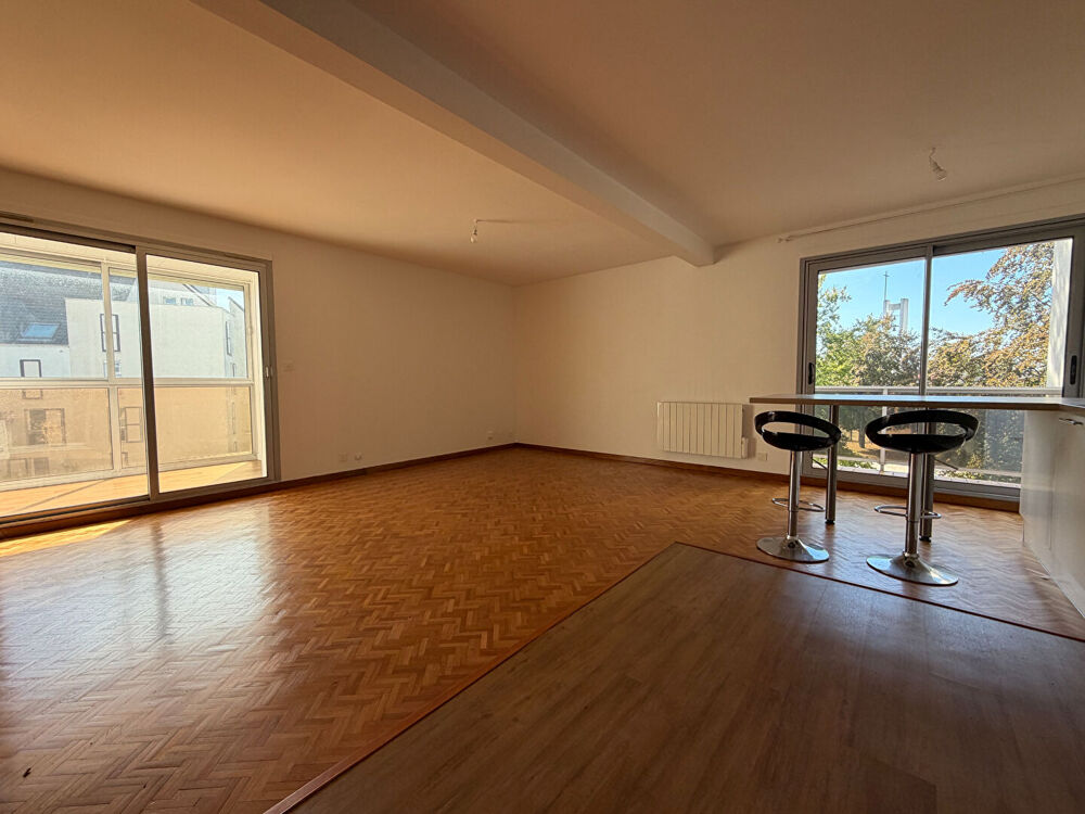 Spacieux appartement 3 pièces et garage fermé Olivet val