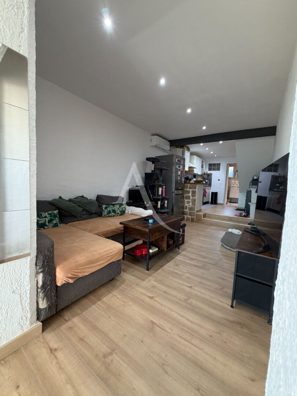 Vente Appartement Hyeres Appartement en duplex de 62.19 m², 2 chambres et 4 parkings Hyeres