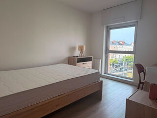  Appartement à louer 3 pièces 74 m²