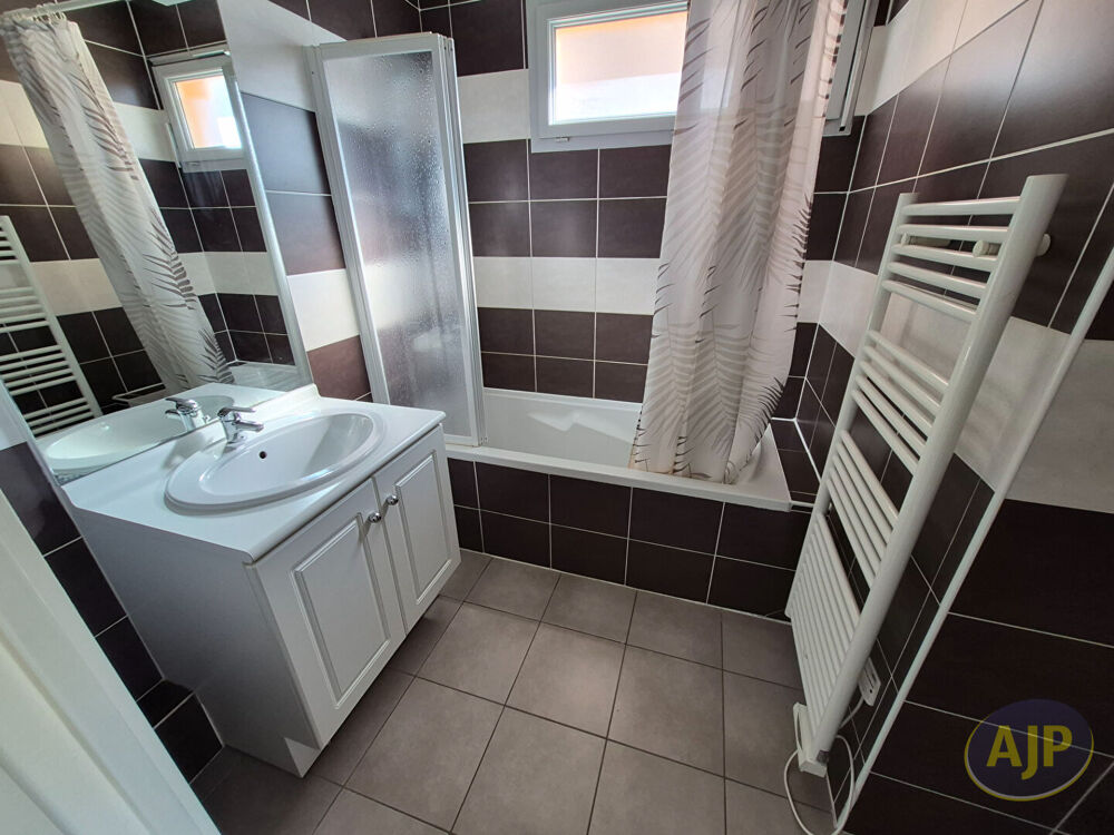 Location Appartement Appartement Reze 3 pièce(s) 63.92 m2 Reze