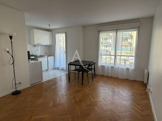 Appartement à louer 2 pièces 37 m²