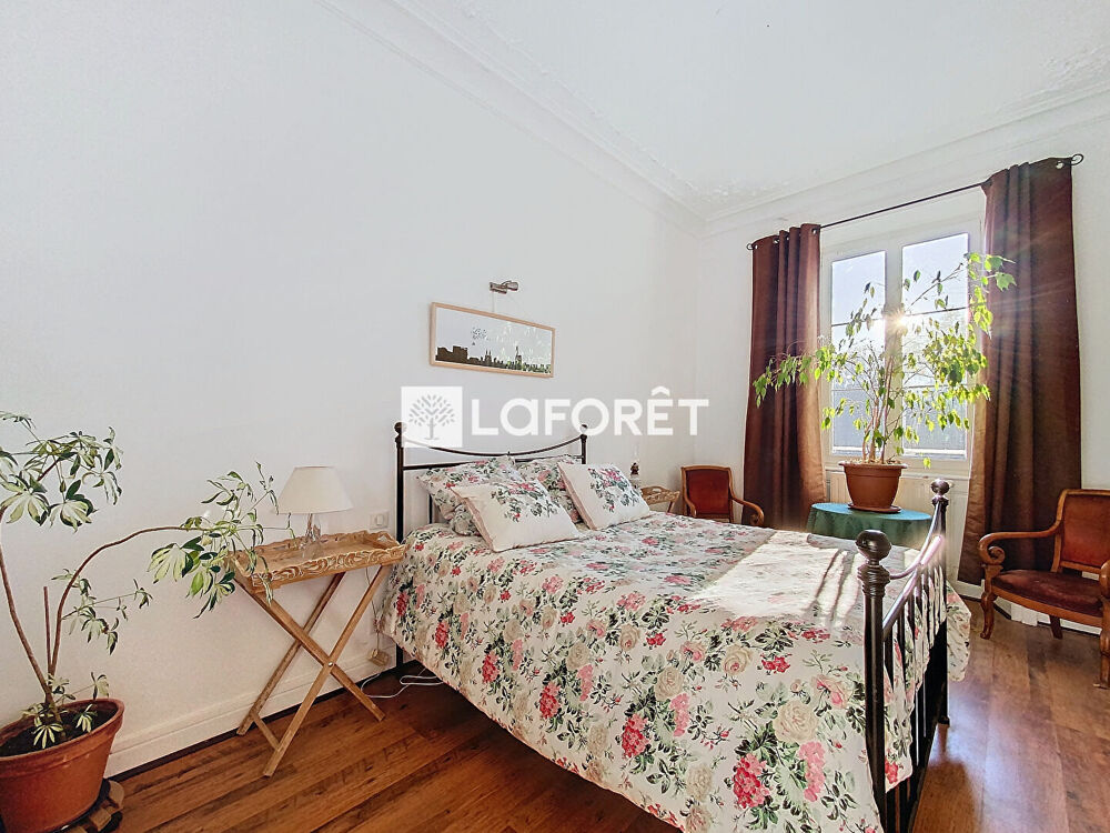 Vente Maison Maison de maître Darney 12 pièce(s) 391,6 m2 Darney