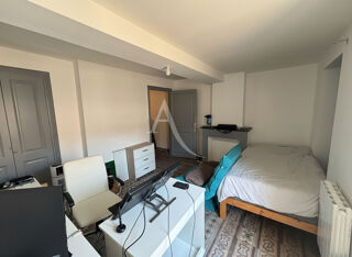  Immeuble à vendre 6 pièces 125 m²
