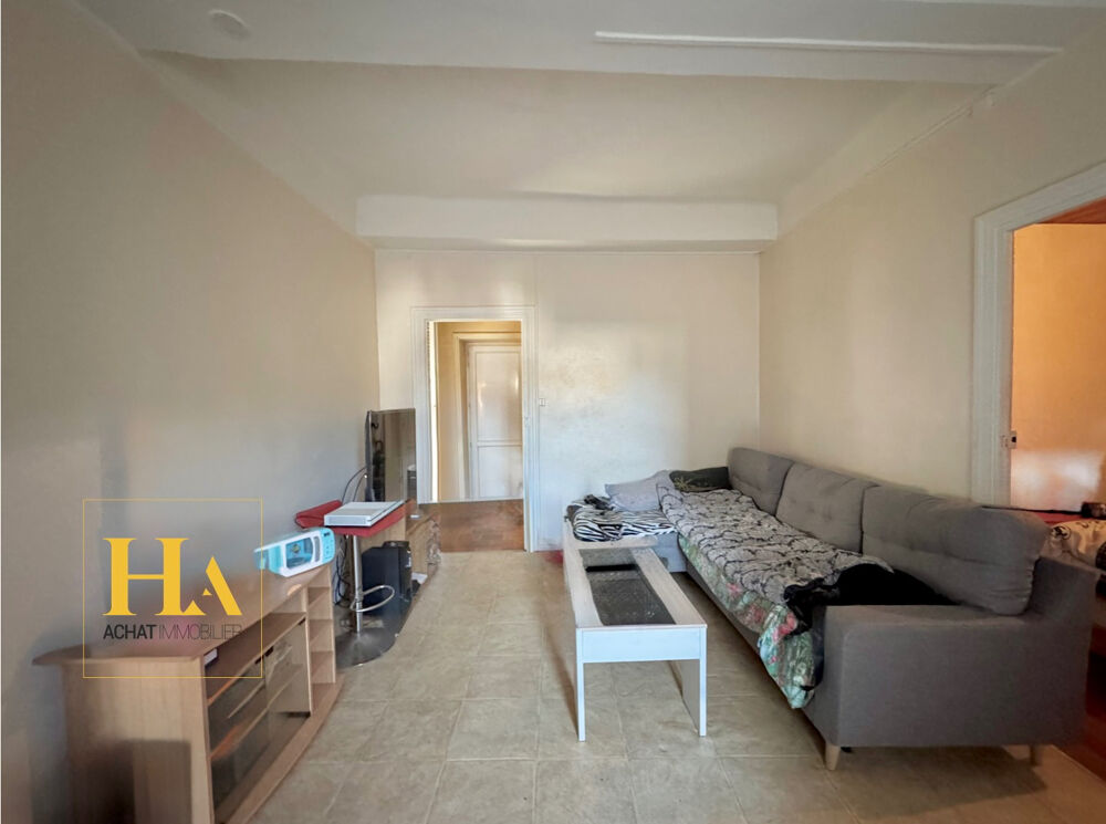 Vente Immeuble Immeuble de rapport Av. St Lazare, 2 T2 Loués + 3 T2 avec travaux, caves, combles, proche toutes commodités Montelimar