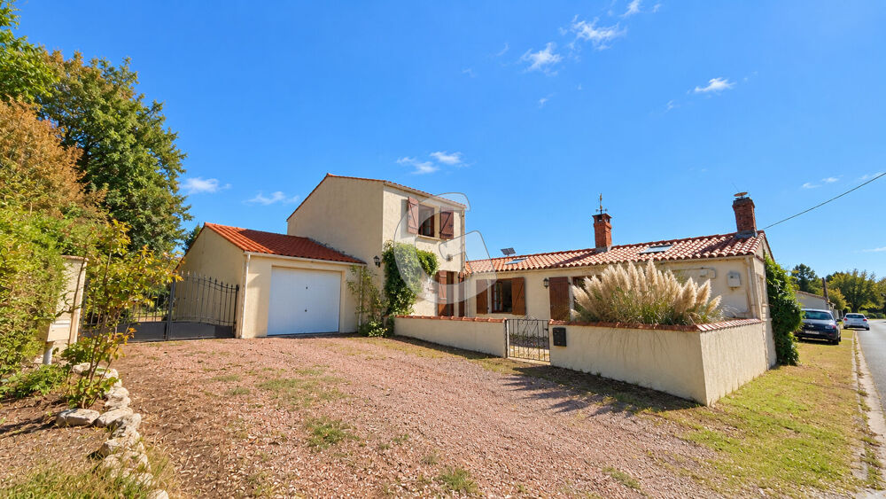 Vente Maison MAISON 4 PIECES- 103,6M²- À VENDRE À SAINT DENIS DU PAYRÉ Saint denis du payre