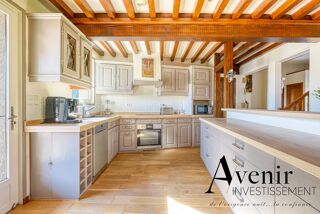  Maison � vendre 15 + pi�ces 327 m�