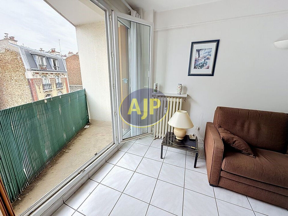 Vente Appartement Lamarck-Caulaincourt , Appartement  2 pièces. Paris 18