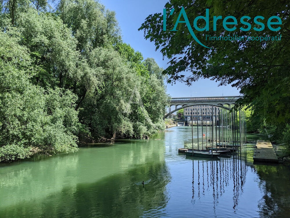  Bords de Marne  Propriété commerciale d'exception Gournay sur marne