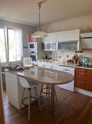 Vente Maison Maison Gourdon 7 pièce(s) 165 m2 Gourdon