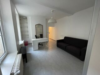  Appartement à louer 1 pièce 35 m²