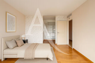  Appartement à vendre 6 pièces 150 m²