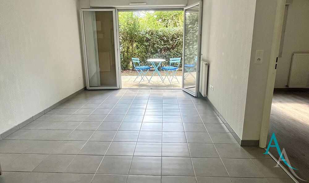 Vente Appartement Toulouse 2 pièce(s) 38 m2 -Jardin privatif, parking Toulouse