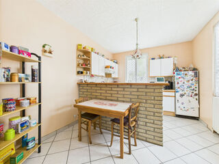  Maison  vendre 13 pices 250 m