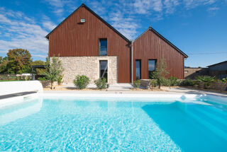  Maison à vendre 15 + pièces 335 m²