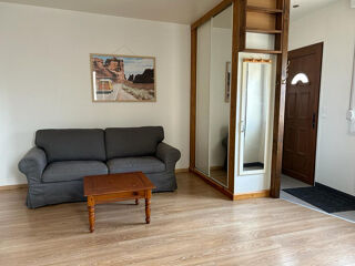  Appartement à louer 1 pièce 28 m²