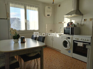  Appartement à louer 3 pièces 64 m²