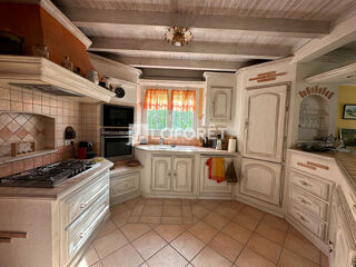  Maison � vendre 8 pi�ces 220 m�