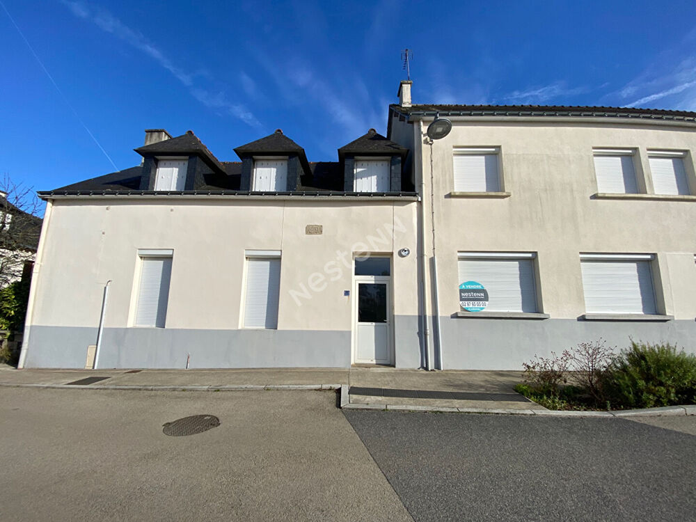 Ensemble immobilier de 320 m² à Loyat (56800)