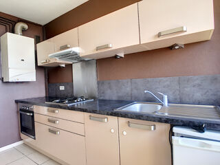  Appartement à louer 3 pièces 60 m²