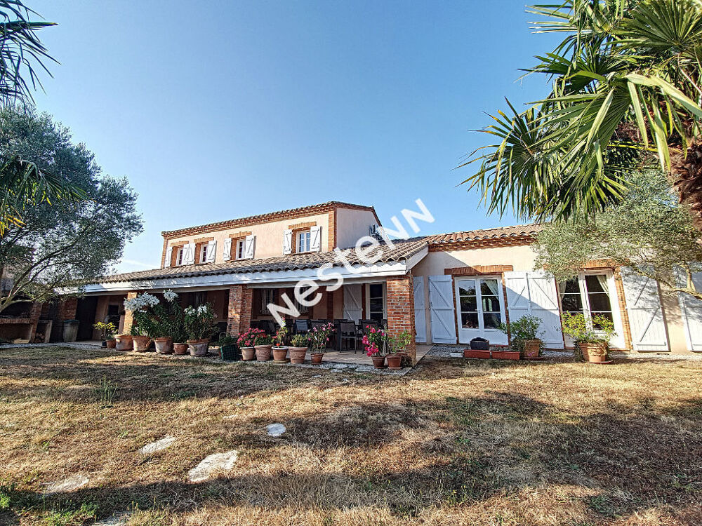 Vente Maison A vendre maison de style 8 chambres avec piscine et dépendances sur 1.7Ha de terrain avec vue Pyrénées Secteur Auterive Auterive