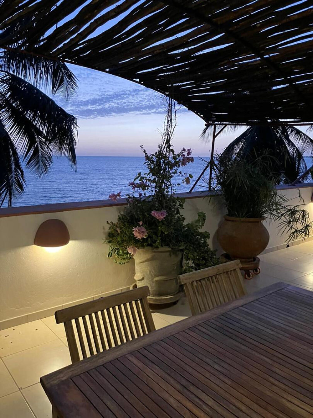 Vente Appartement BEAU DUPLEX AVEC VUE IMPRENABLE SUR L'OCEAN EN RÉSIDENCE PIEDS DANS L'EAU à Saly Saly (Senegal)