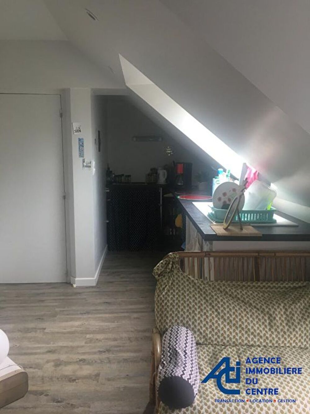 Location Appartement Appartement  1 pièce 13.72m2 Pontivy