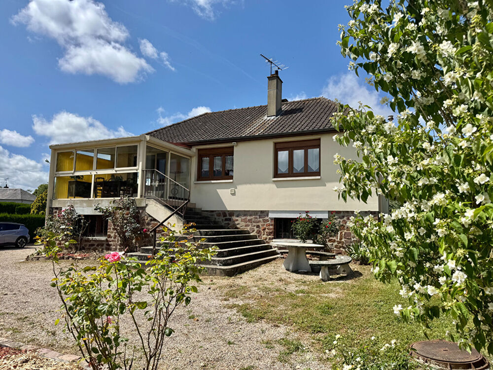 À VENDRE À VERNEUIL D'AVRE ET D'ITON - Maison comprenant une surface habitable de 126m2