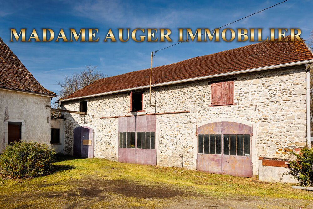 Vente Maison Maison 111m² a rénover sur 3800m² de terrain, avec dépendance 180m² Puyoo