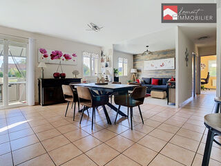 Vente Maison À vendre - Maison individuelle de plain-pied avec grand terrain à Huilly-sur-Seille Huilly sur seille