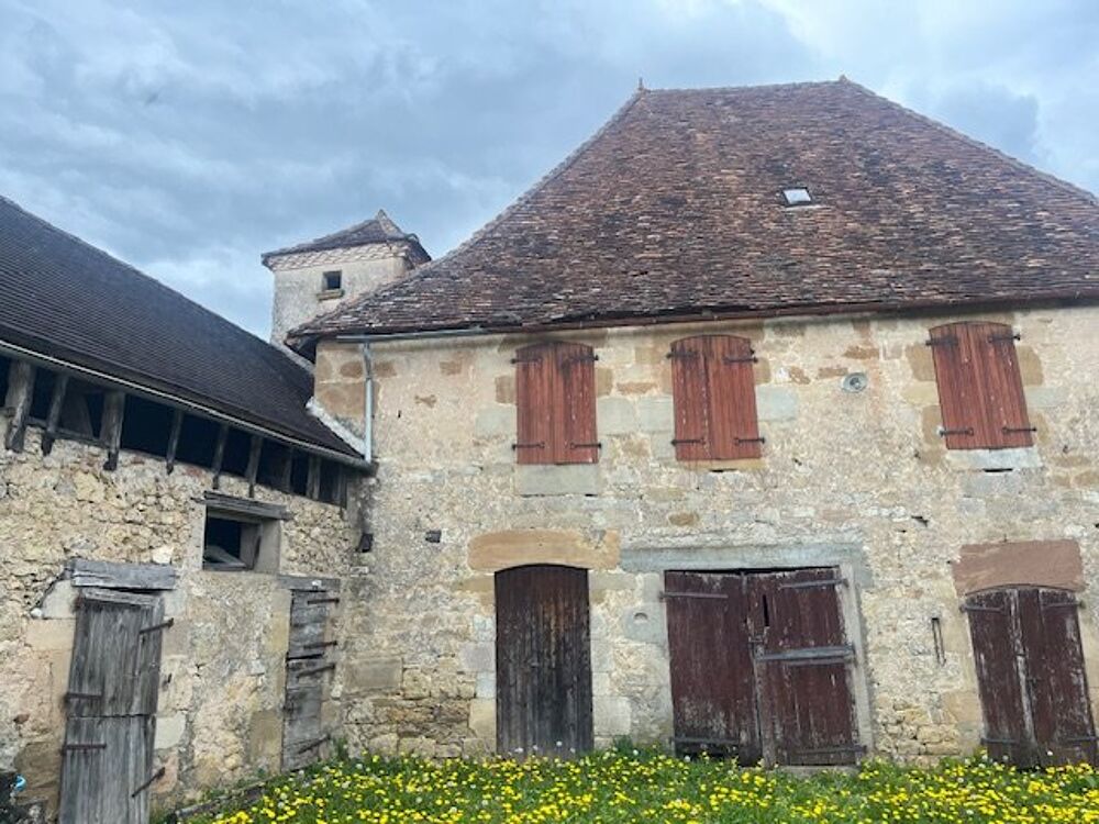 Maison de caractére à rénover aux portes du lot